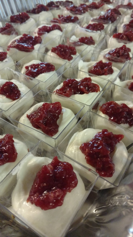 Recipe: No Bake Cheesecake with Sour Cherry Spread