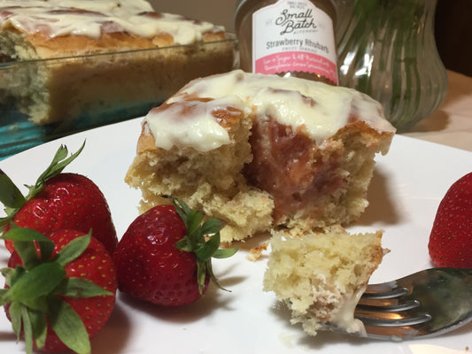 Recipe: Strawberry Rhubarb Sweet Rolls